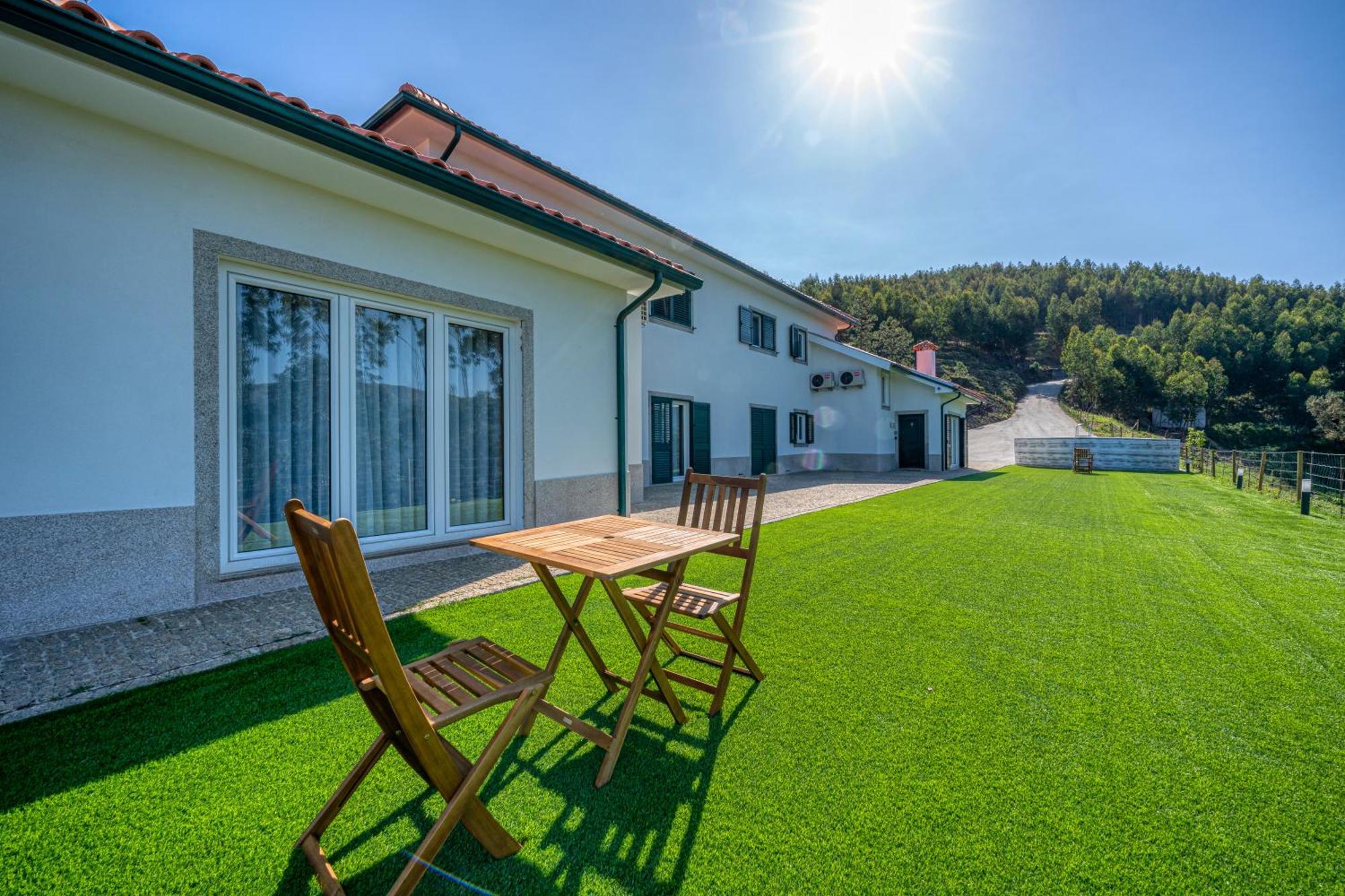 Central Suites Arouca Dış mekan fotoğraf
